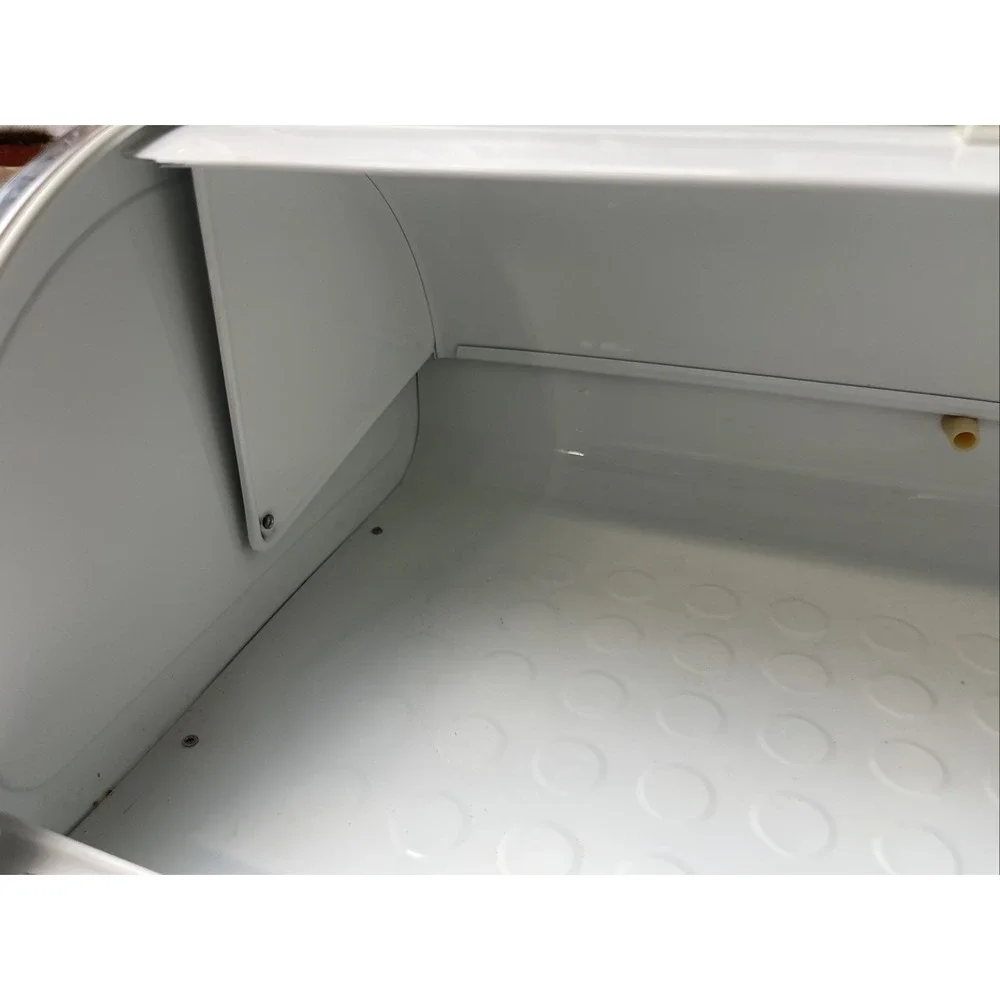Reston Lloyd Metal Bread Box 